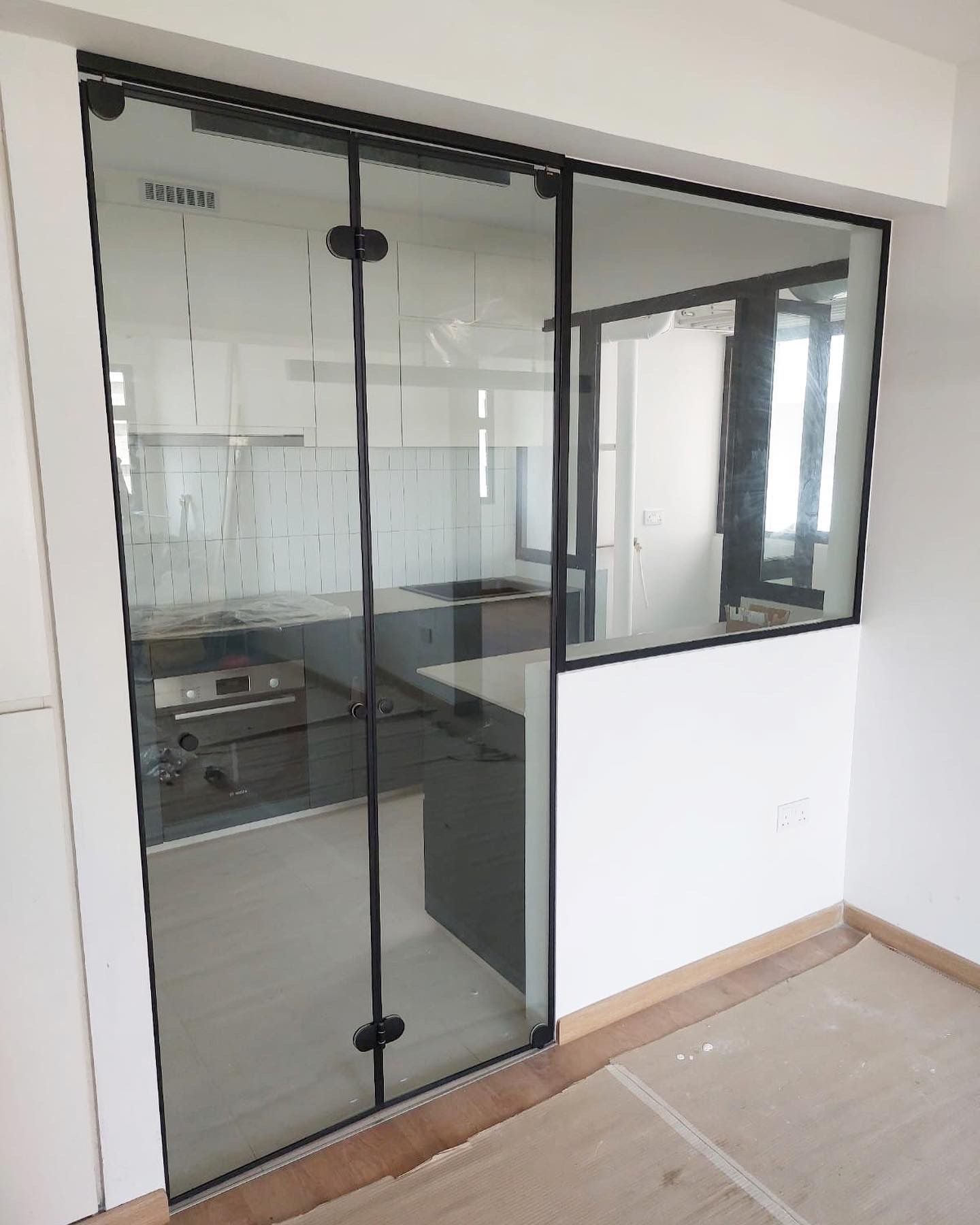 Frameless Tempered Glass Doors