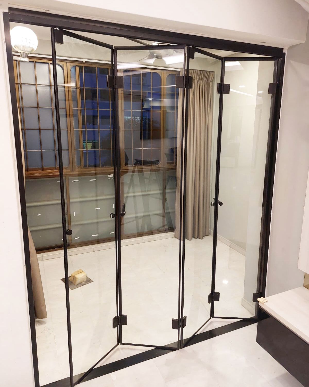 Frameless Tempered Glass Doors